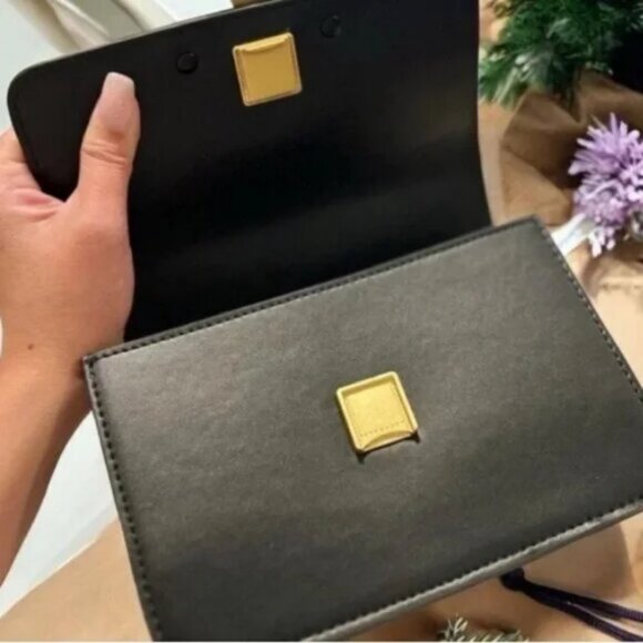 Tory Burch small Eleanor bag in Black - Picture 3 of 6